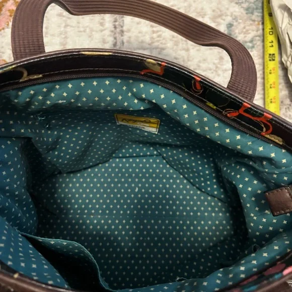 Fossil Key-Per Floral Tote - Picture 8 of 9